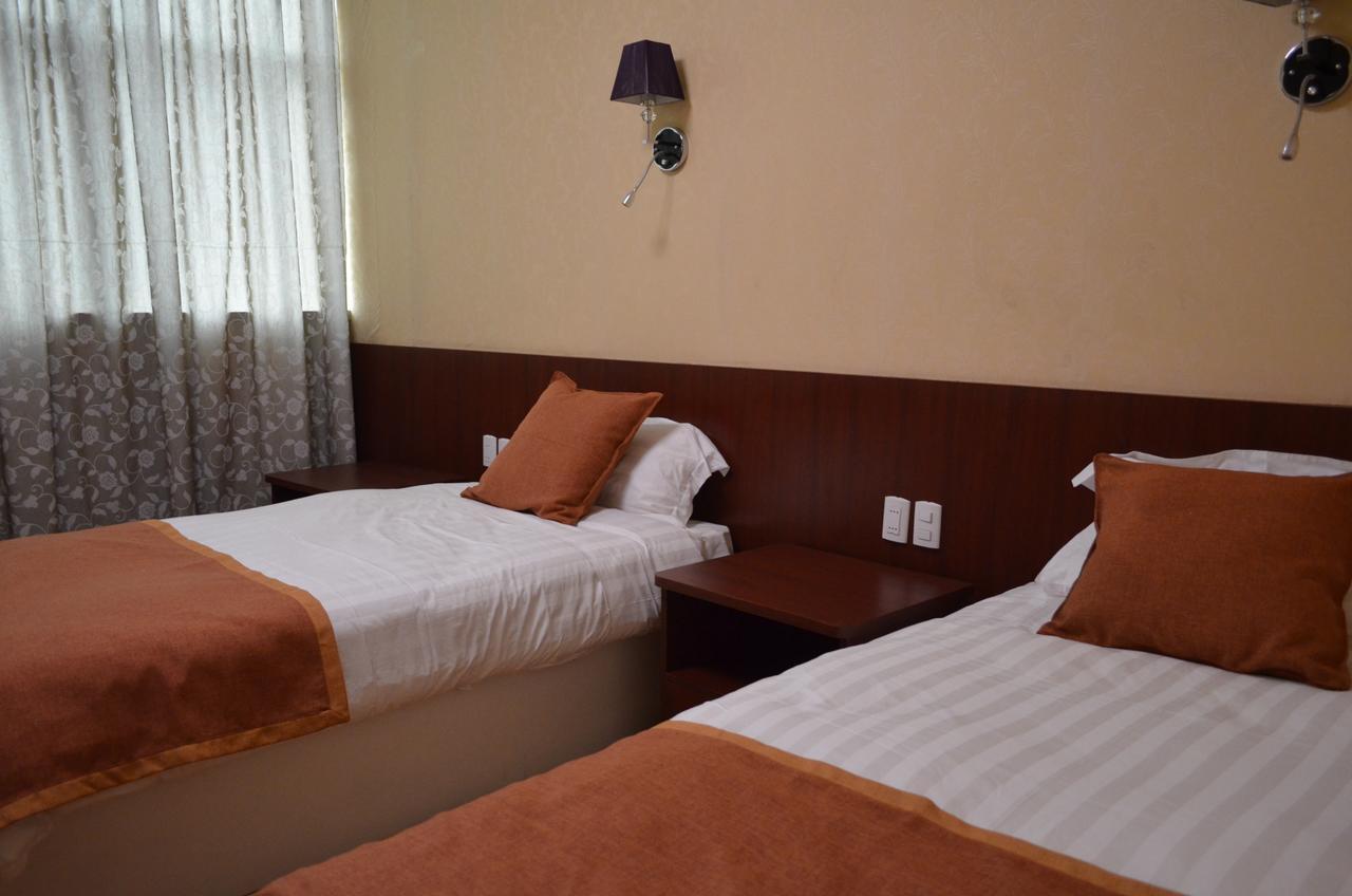 Hotel 198 ซานติอาโก ภายนอก รูปภาพ